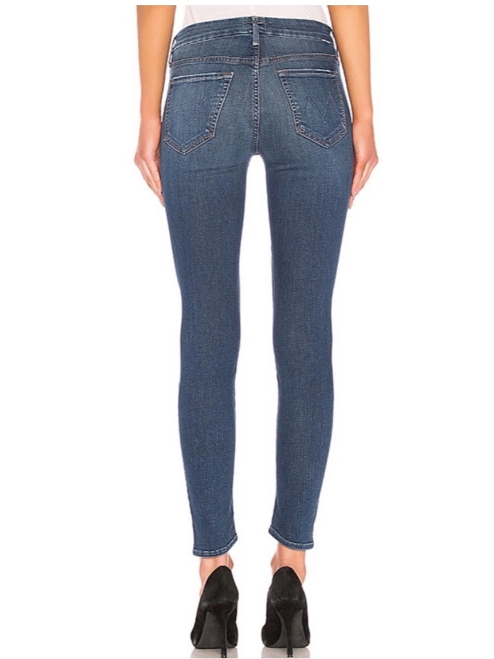 Mother The Looker Skinny Jeans in Turn of Tide. - Picture 3 of 14